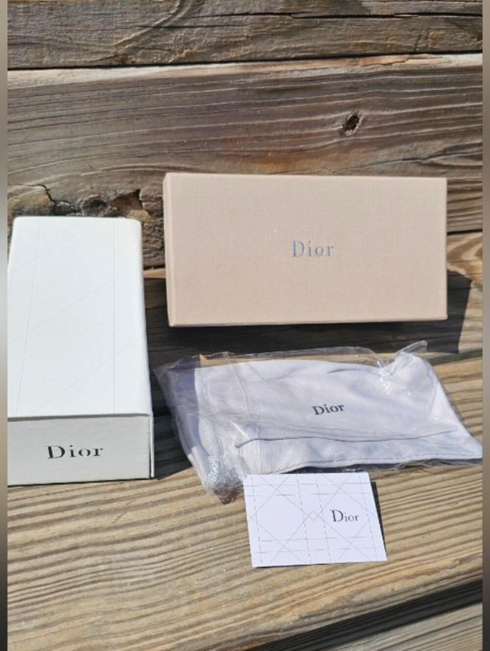 Dior SUNGLASS CASE  Set in Cream and White